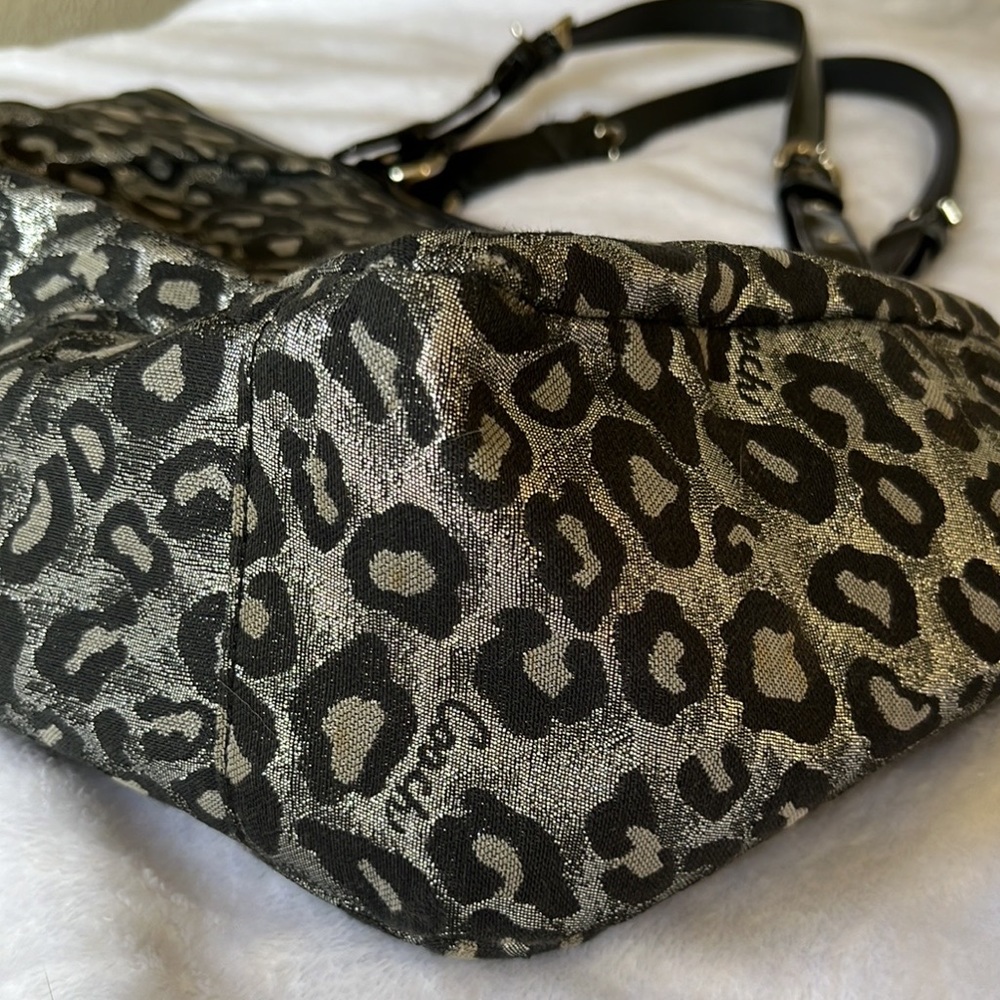 Rare Coach Ocelot Leopard Silver Shoulder Bag Vintage F17675 - Picture 11 of 16